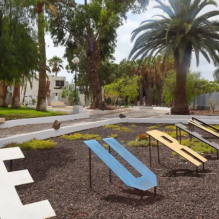Eureka! Oasis - Bravo's House *